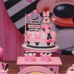 Bolo Minnie Rosa: 36 Modelos encantadores para sua princesa